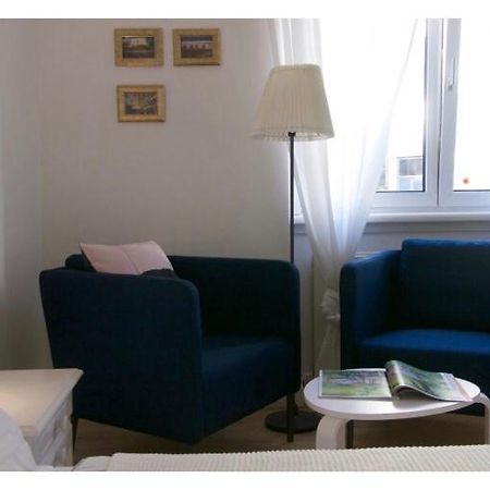 וינה Spacious 2Rooms In The Center מראה חיצוני תמונה
