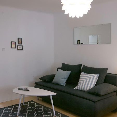 וינה Spacious 2Rooms In The Center מראה חיצוני תמונה