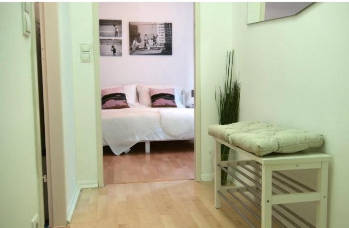 וינה Spacious 2Rooms In The Center מראה חיצוני תמונה