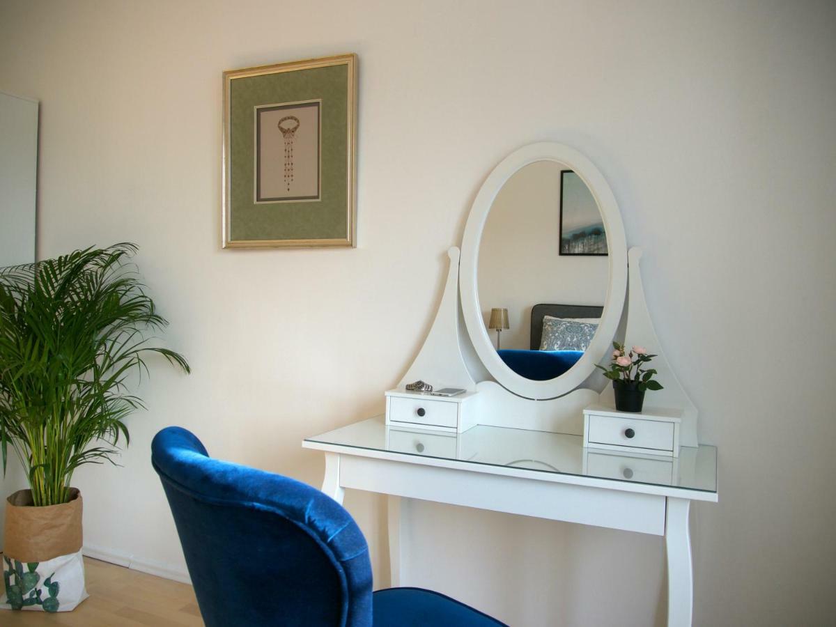 וינה Spacious 2Rooms In The Center מראה חיצוני תמונה